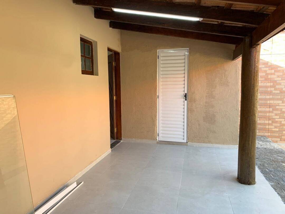 Casa à venda com 3 quartos, 180m² - Foto 21