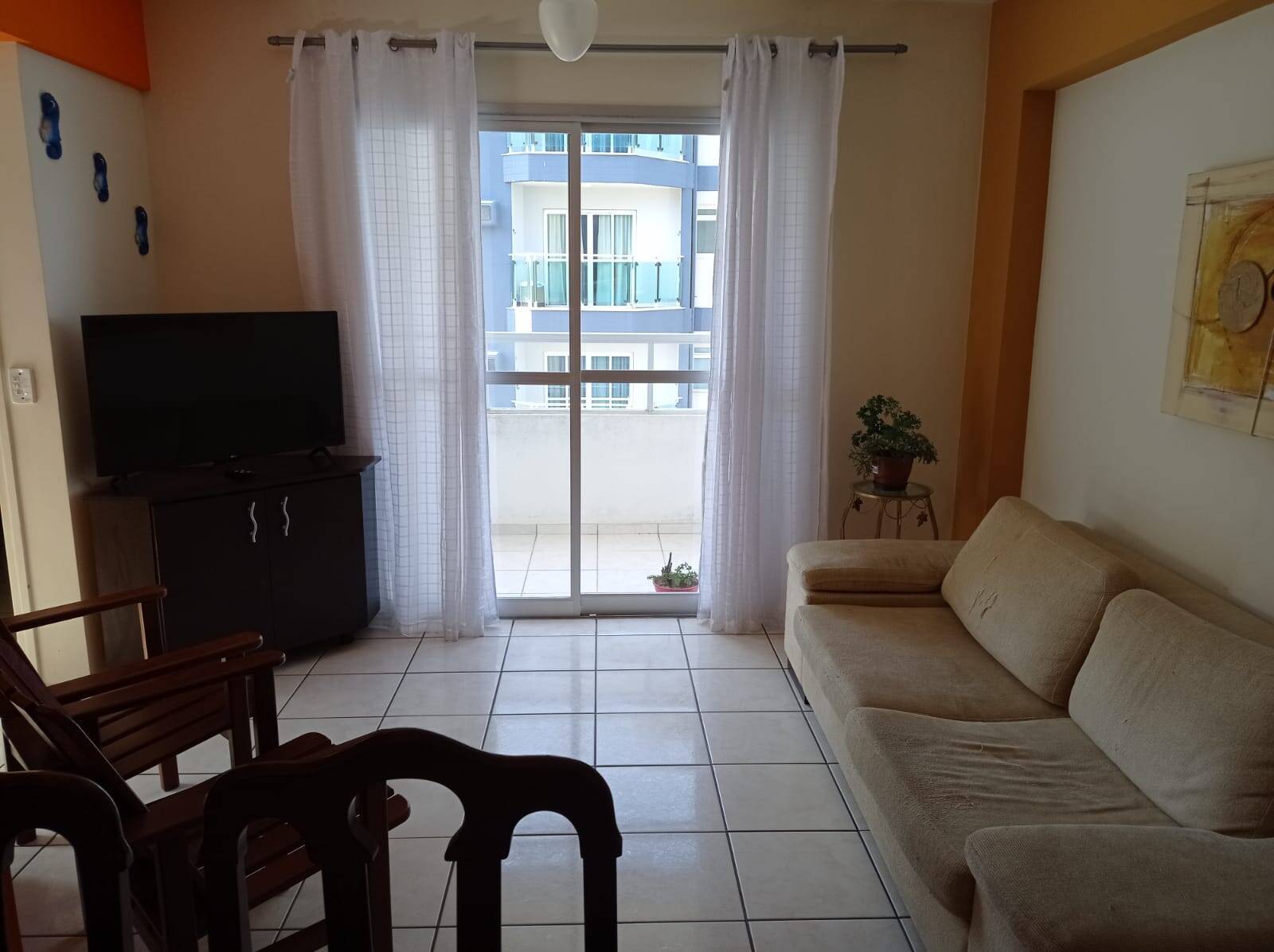 Apartamento à venda com 2 quartos, 65m² - Foto 2