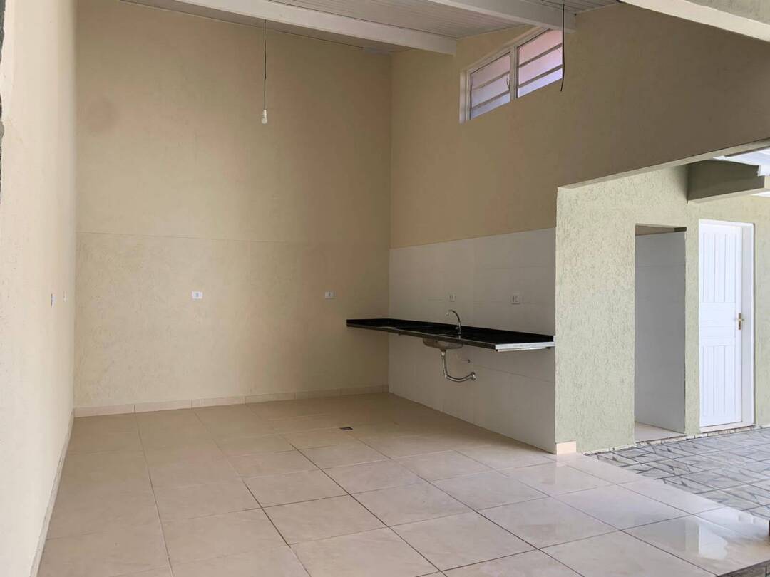 Casa à venda com 4 quartos, 210m² - Foto 6