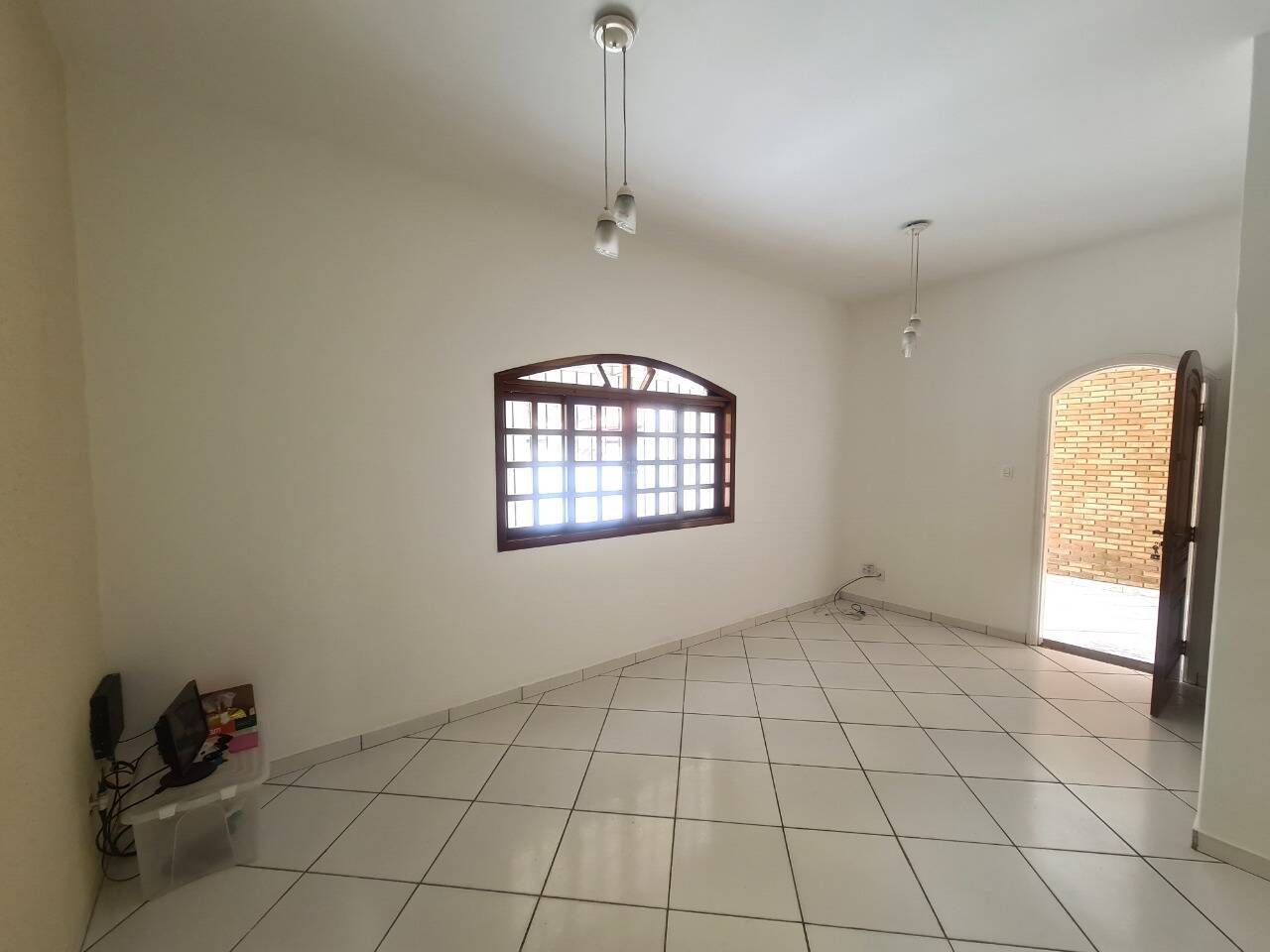 Casa à venda com 3 quartos, 200m² - Foto 10