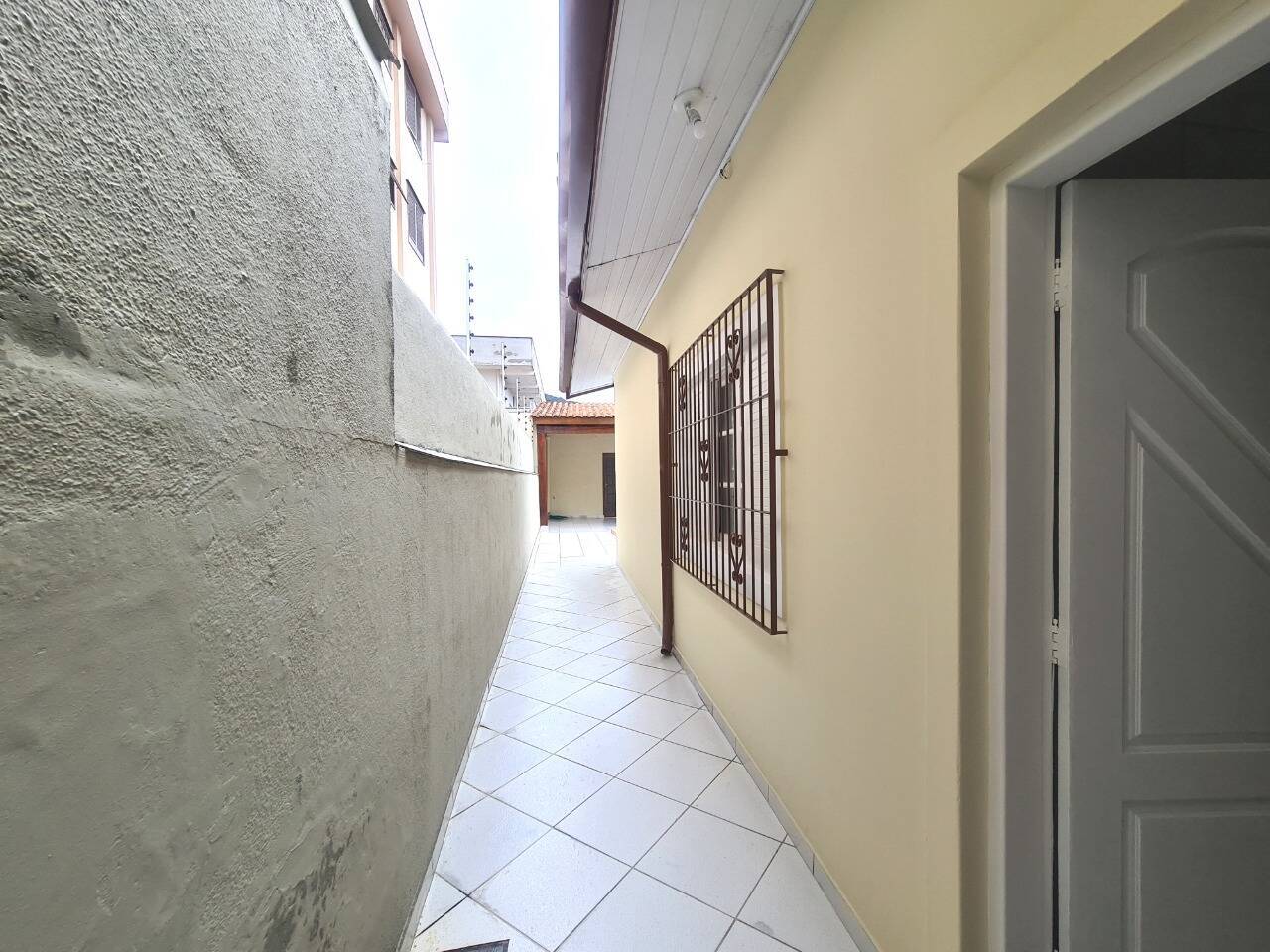 Casa à venda com 3 quartos, 200m² - Foto 22