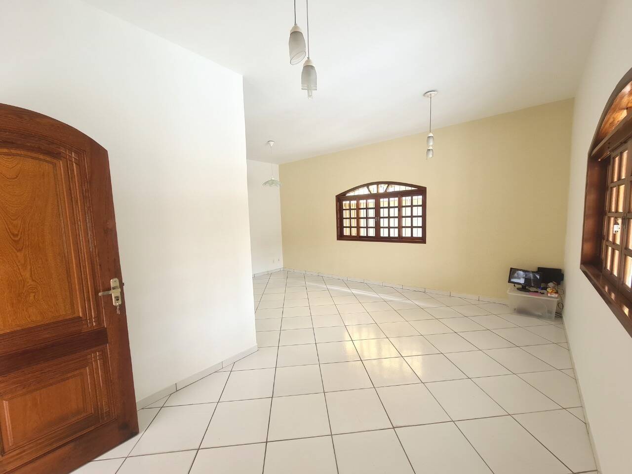 Casa à venda com 3 quartos, 200m² - Foto 18