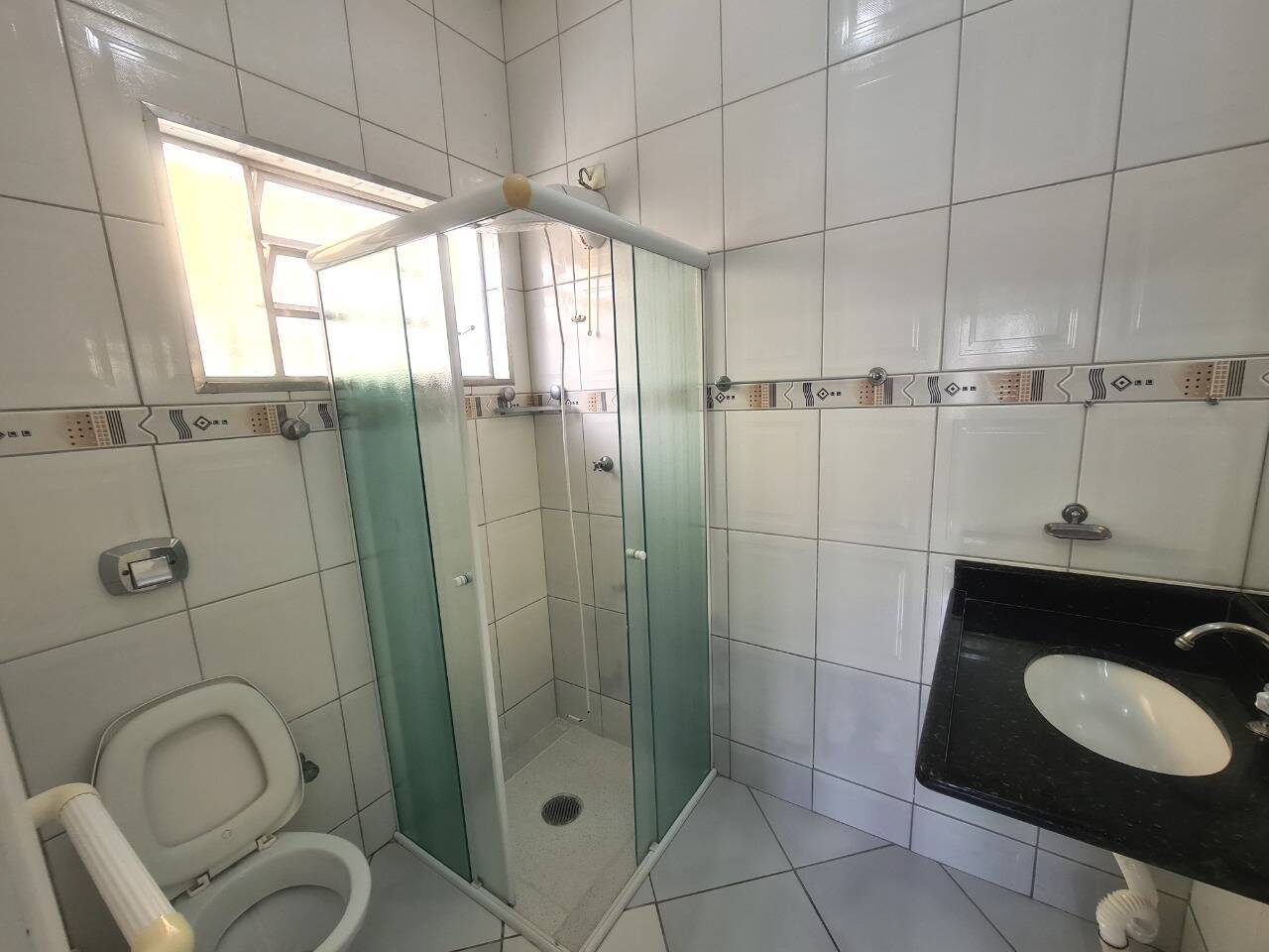 Casa à venda com 3 quartos, 200m² - Foto 24