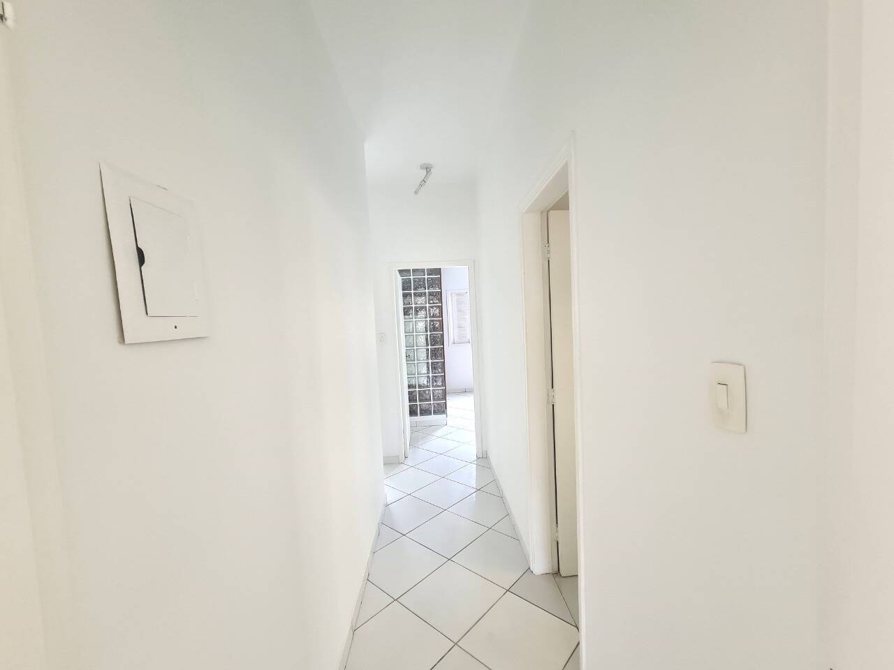 Casa à venda com 3 quartos, 200m² - Foto 15