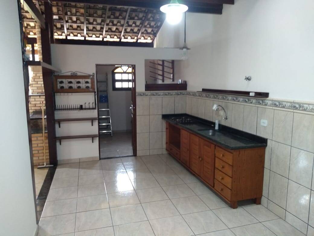 Casa à venda com 3 quartos, 200m² - Foto 21