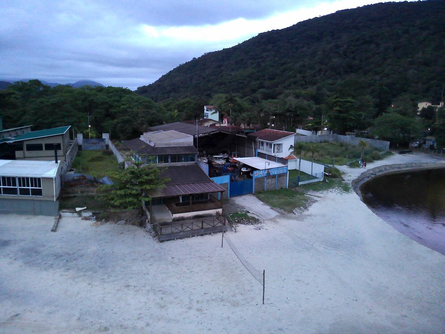 Casa à venda e temporada com 4 quartos, 200m² - Foto 34