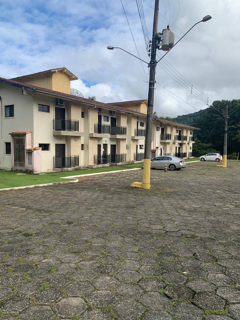 Apartamento à venda com 2 quartos, 78m² - Foto 2