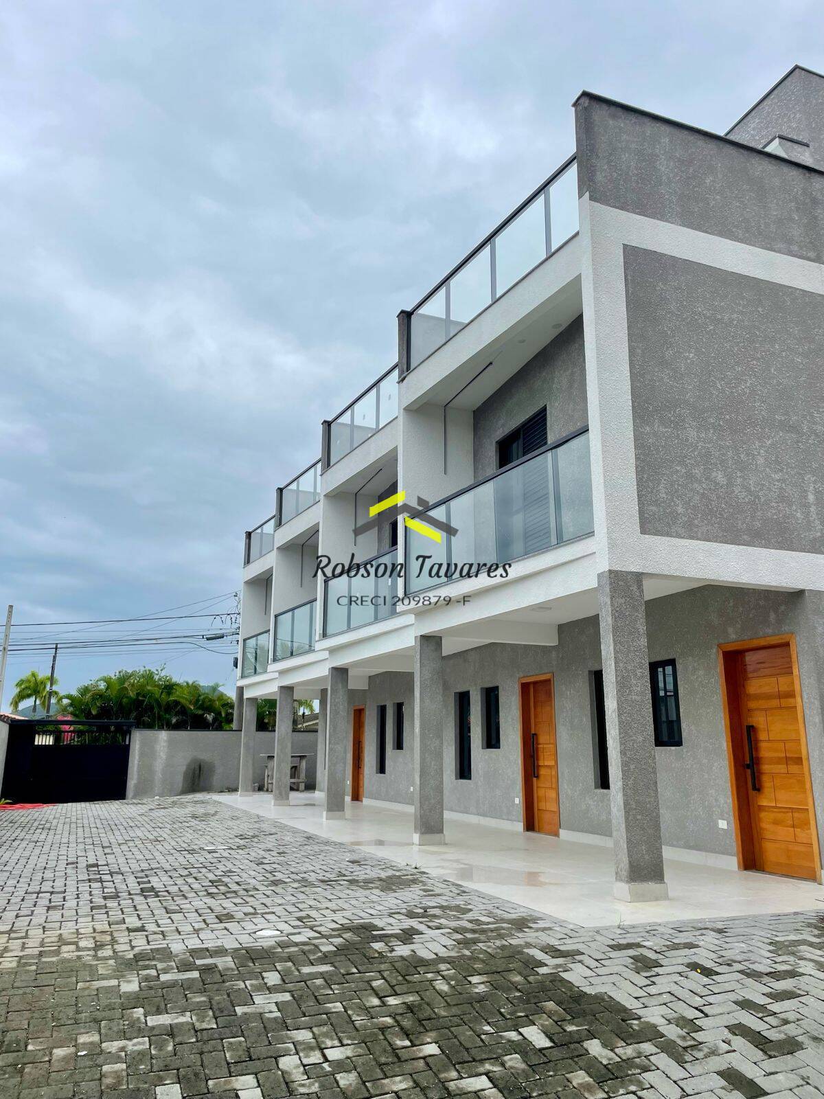 Casa à venda com 2 quartos, 148m² - Foto 1