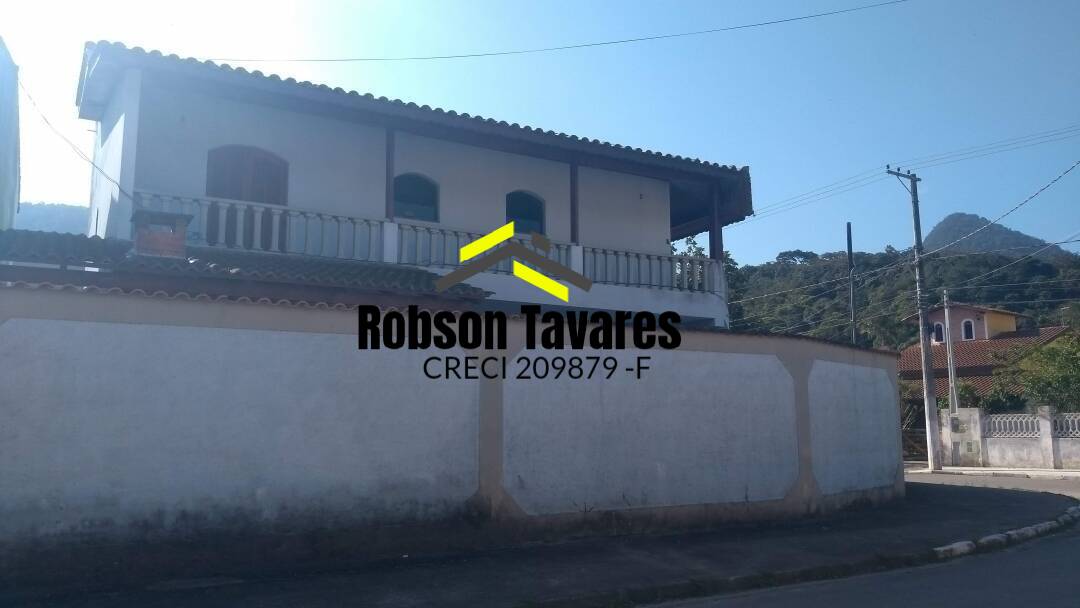 Casa à venda com 4 quartos, 100m² - Foto 2